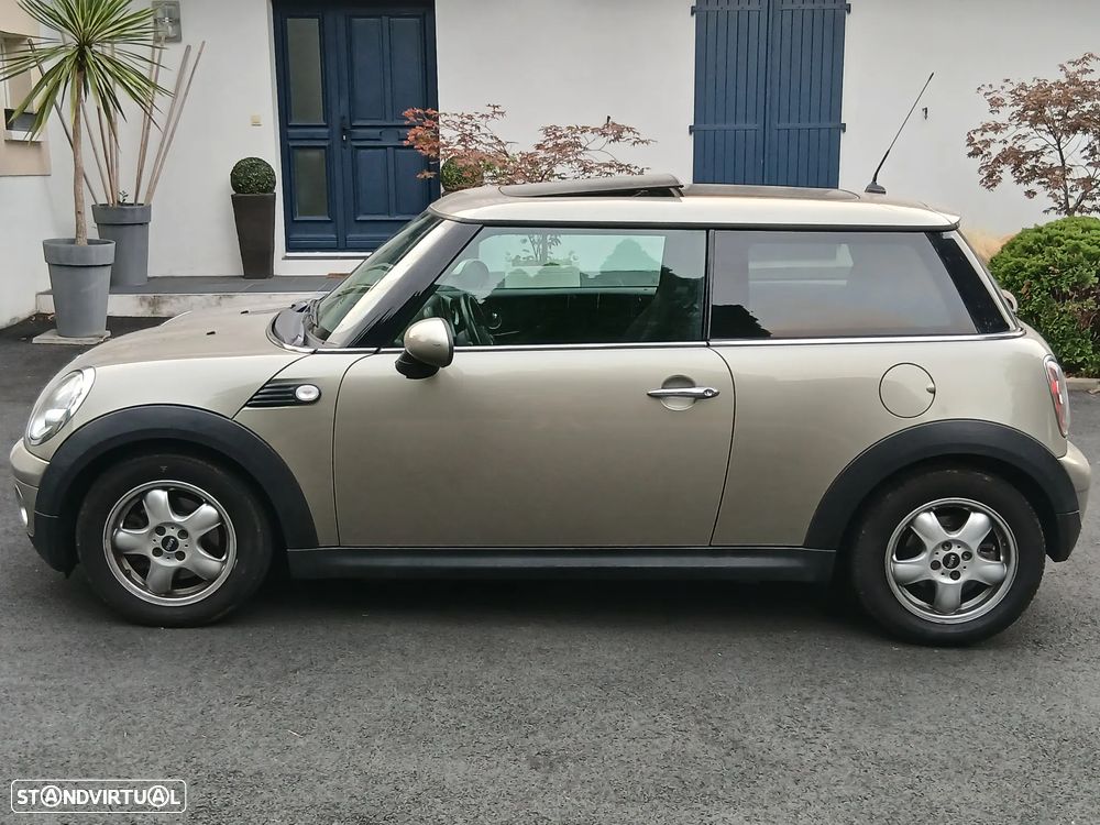 MINI 3 Portas One - 15