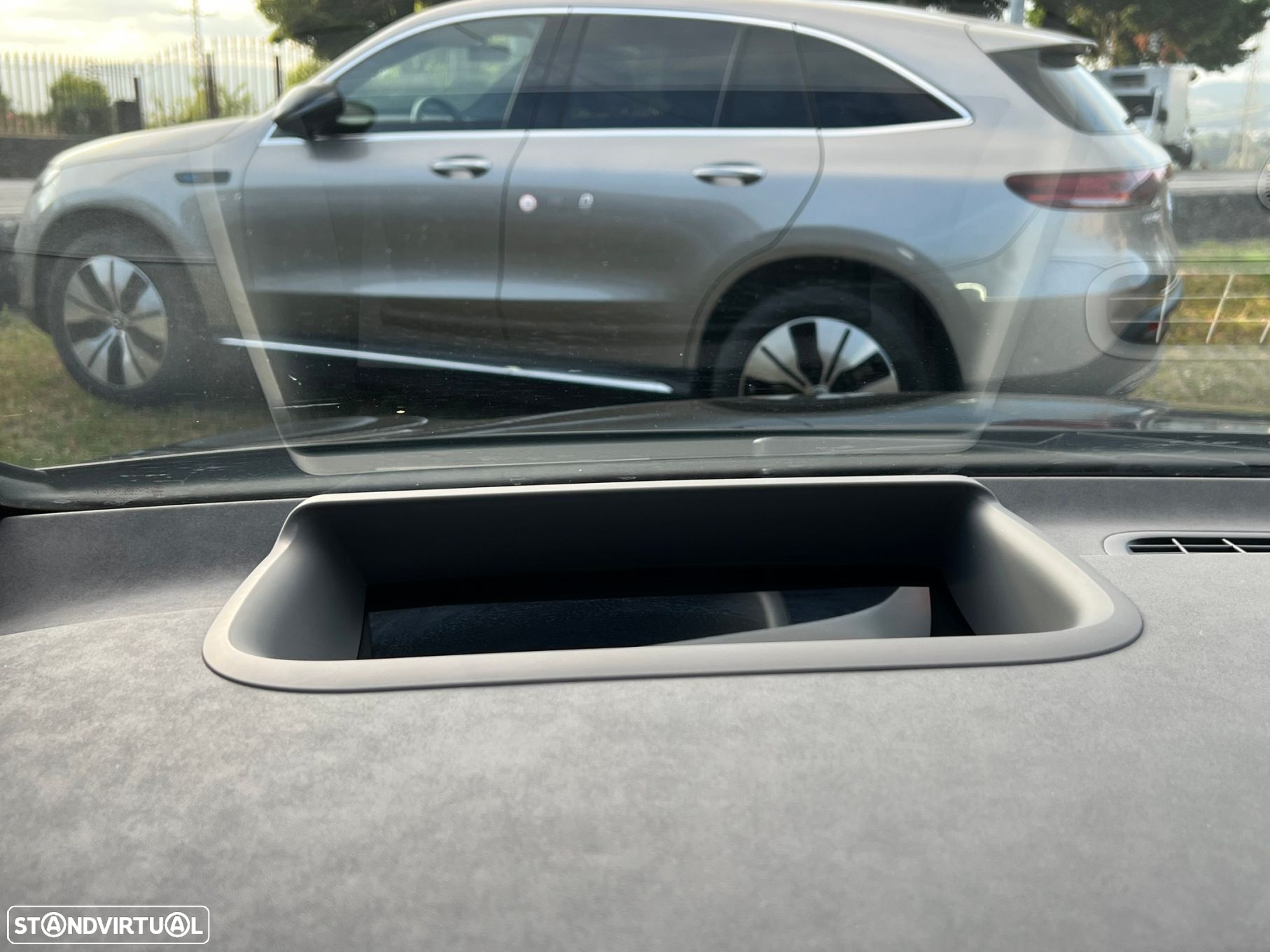 Mercedes-Benz E 220 d Coupe 9G-TRONIC AMG Line - 24