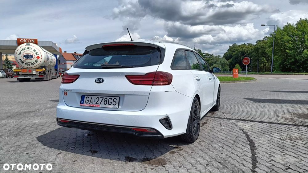 Kia Ceed 1.6 CRDi SCR L - 4