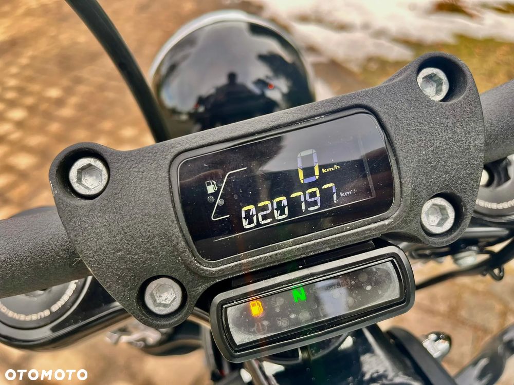 Harley-Davidson Softail Street Bob - 9