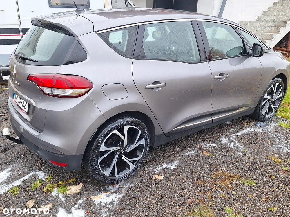 Renault Scenic 2018 photo 3