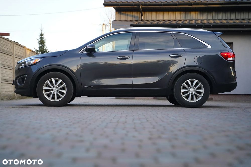 Kia Sorento - 2