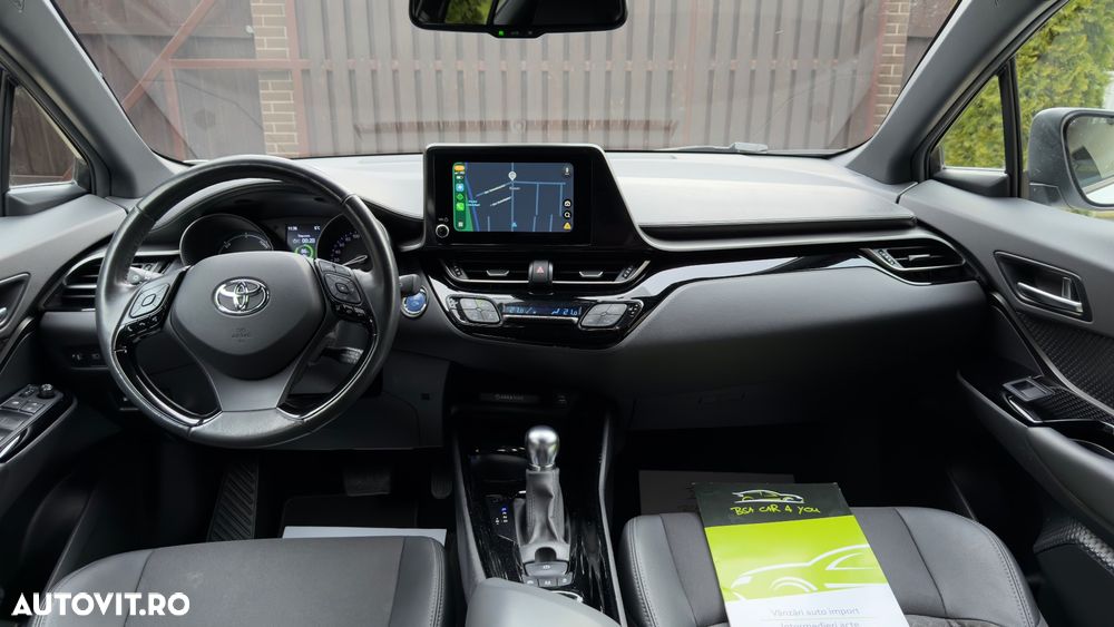 Toyota C-HR 2.0 Hybrid Team Deutschland - 17