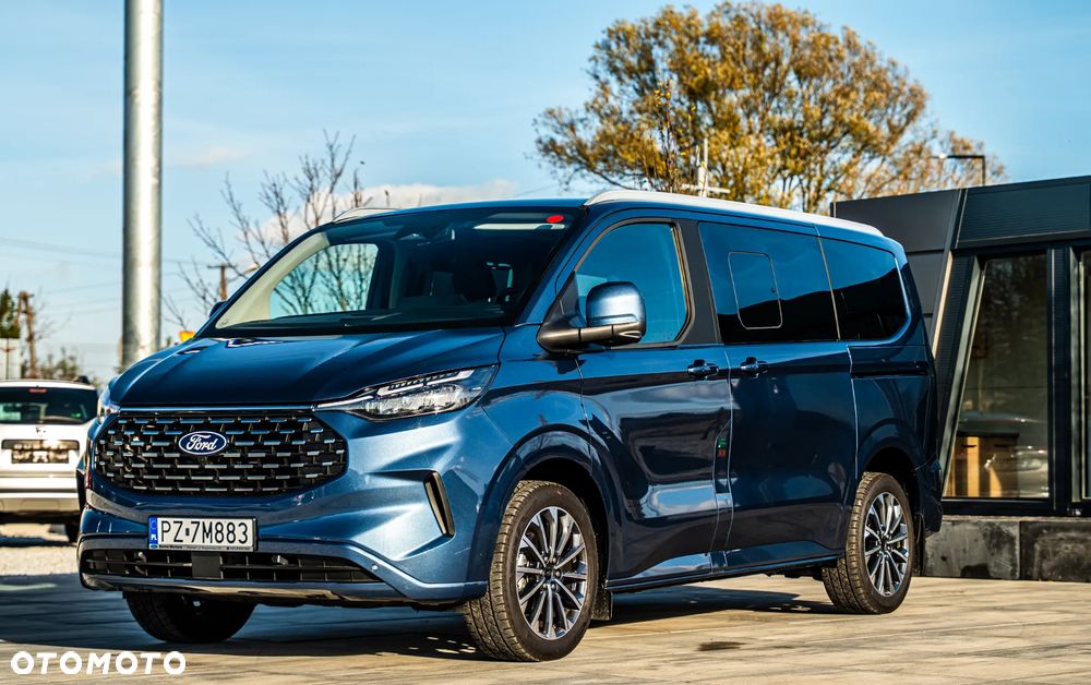 Ford Tourneo Custom - 5