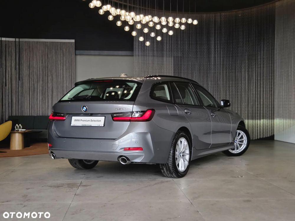 BMW Seria 3 318d MHEV - 7