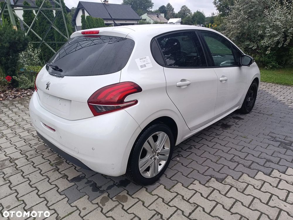 Peugeot 208 Blue-HDi 100 Stop&Start Style - 4