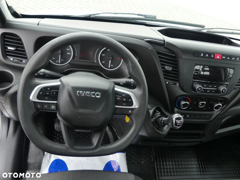 Iveco DAILY 50C16 / WYWROTKA + HDS FASSI F40 / 3- STR KIPER / - 18