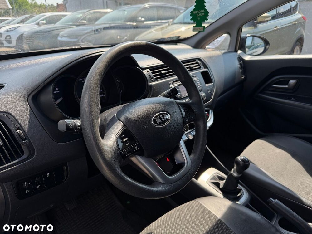 Kia Rio 1.2 M - 4