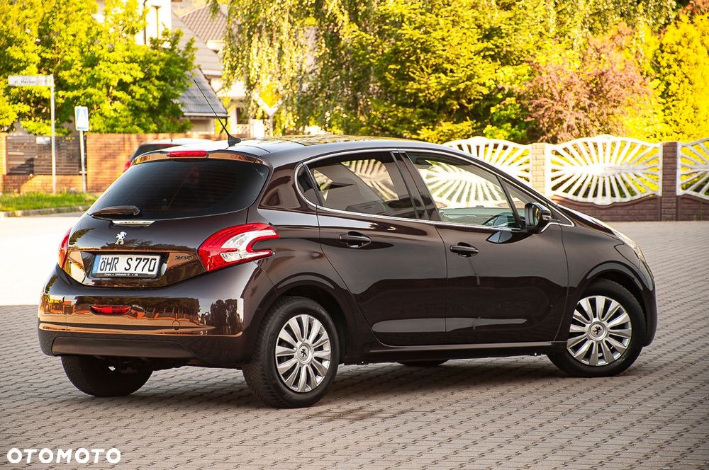 Peugeot 208 120 VTI Intuitive - 14
