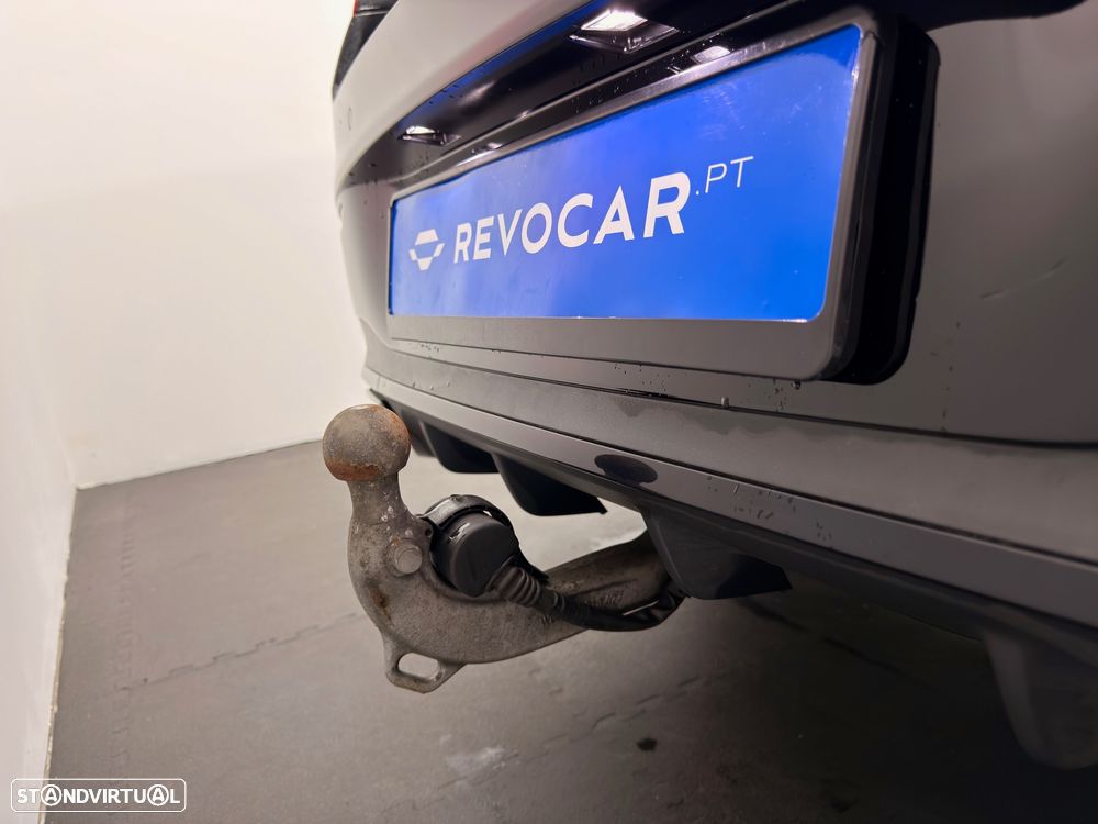 Mercedes-Benz CLA 250 e 8G-DCT Edition AMG Line - 27