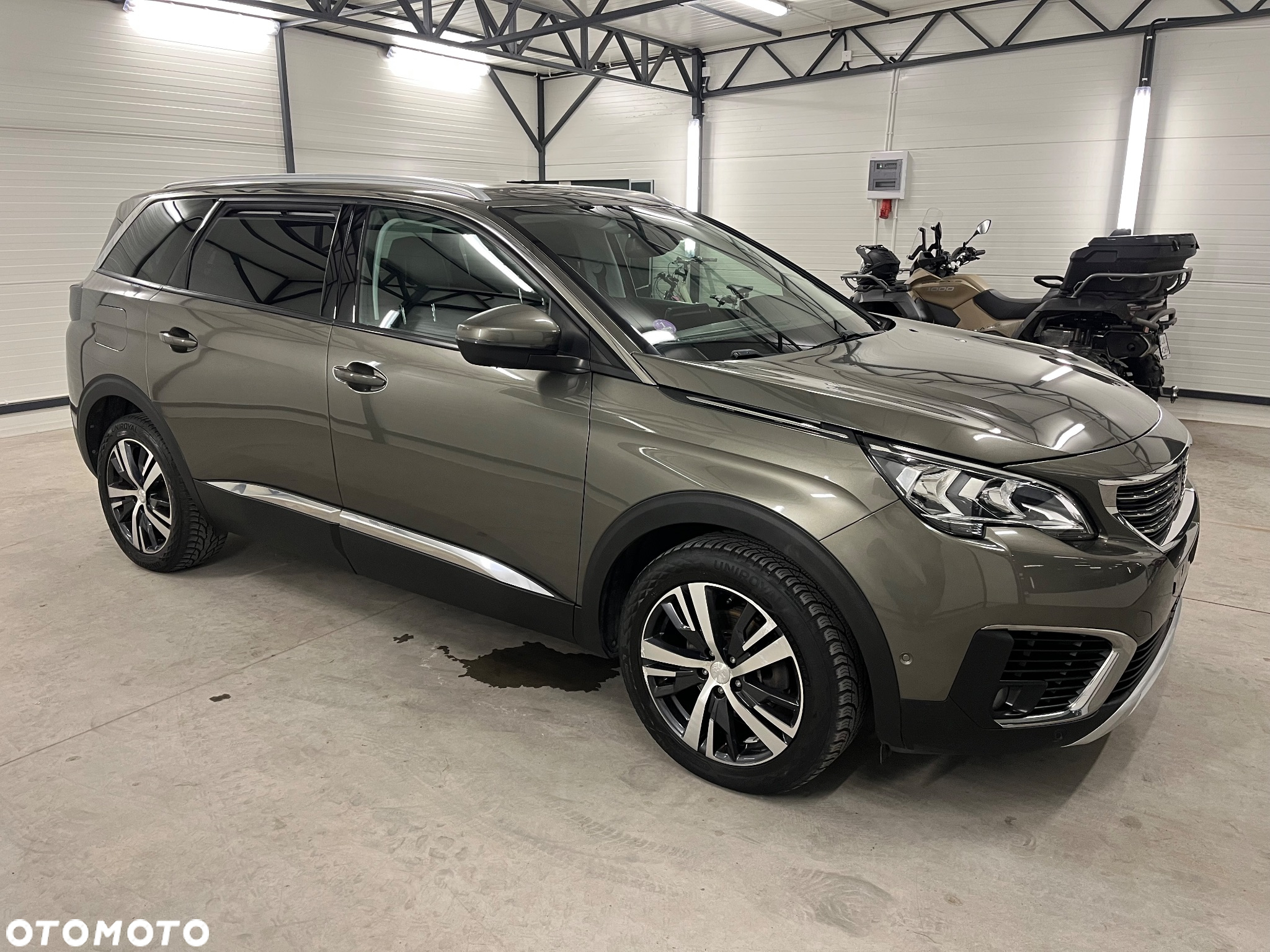 Peugeot 5008 PureTech 130 EAT8 Stop & Start Allure Business-Paket - 9