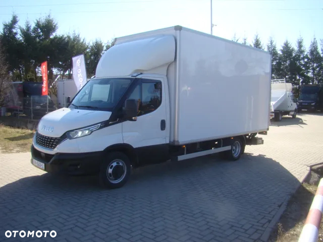 Iveco DAILY 35 C 18 HI-MATIC 3.5T 4.45M WINDA 1000KG - 2