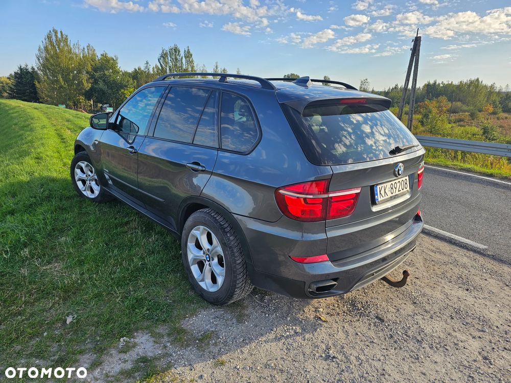BMW X5 5.0i xDrive - 10