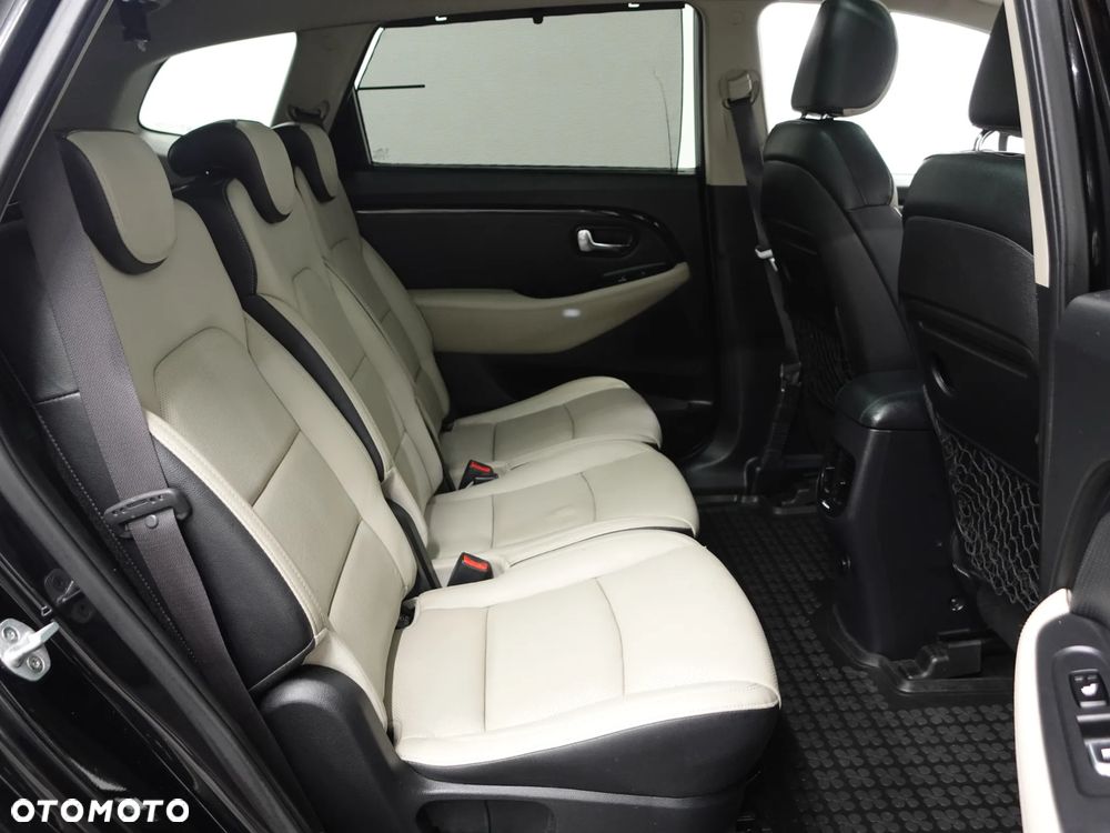 Kia Carens 1.7 CRDi Spirit - 24