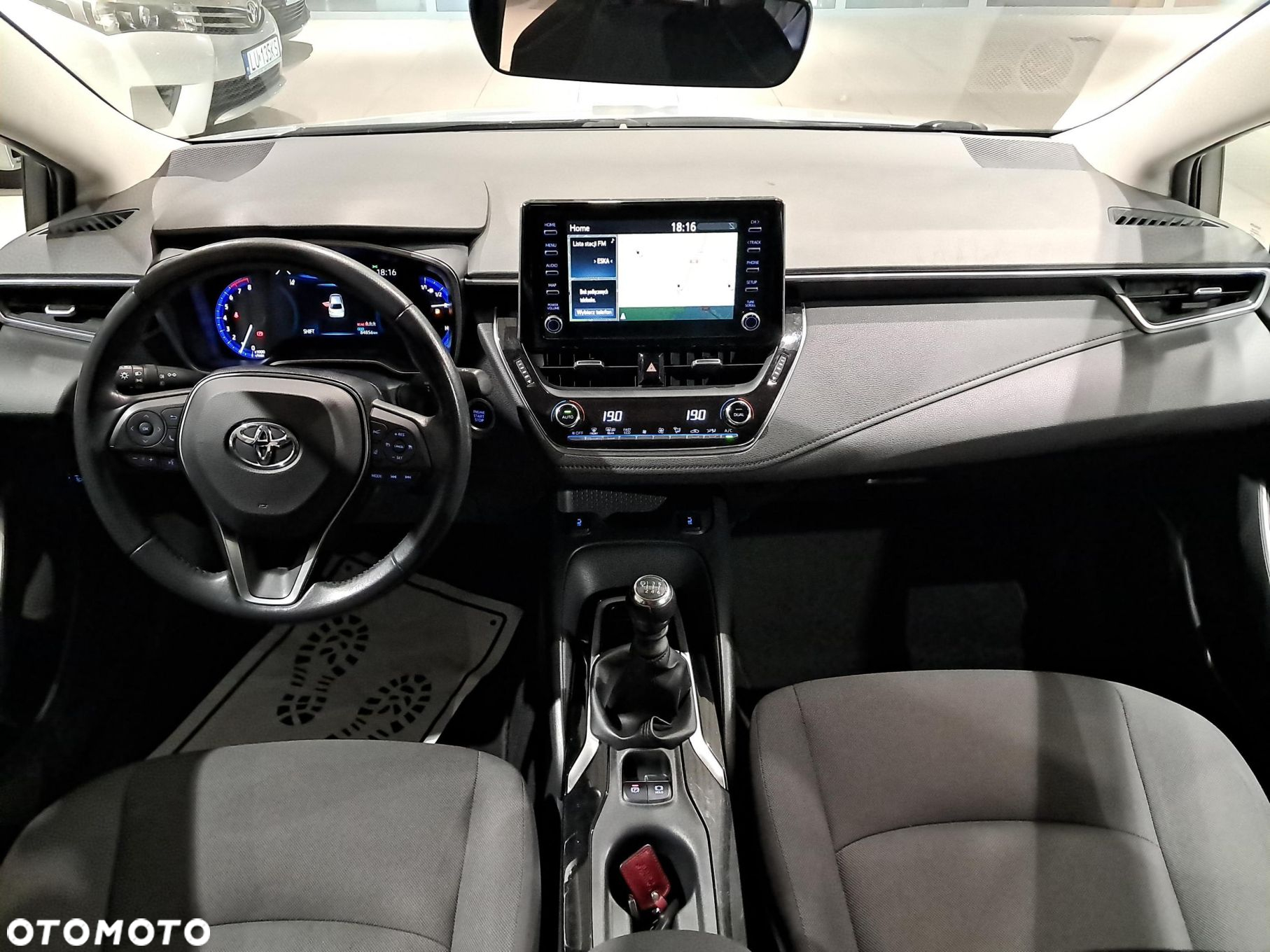 Toyota Corolla 1.6 Comfort - 12