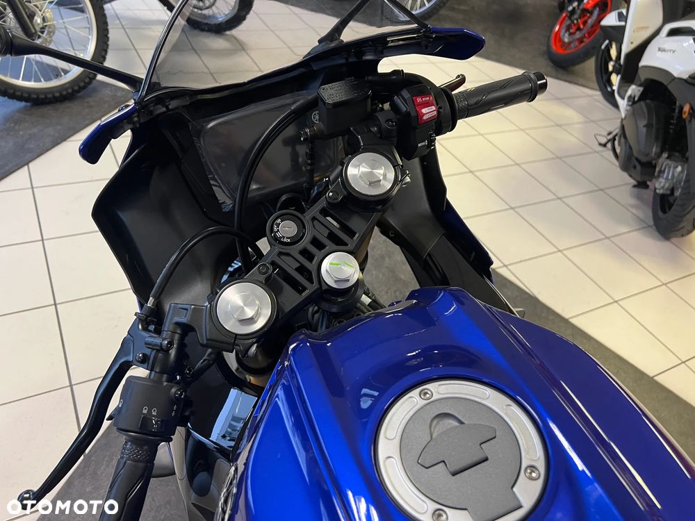Yamaha R125 - 18
