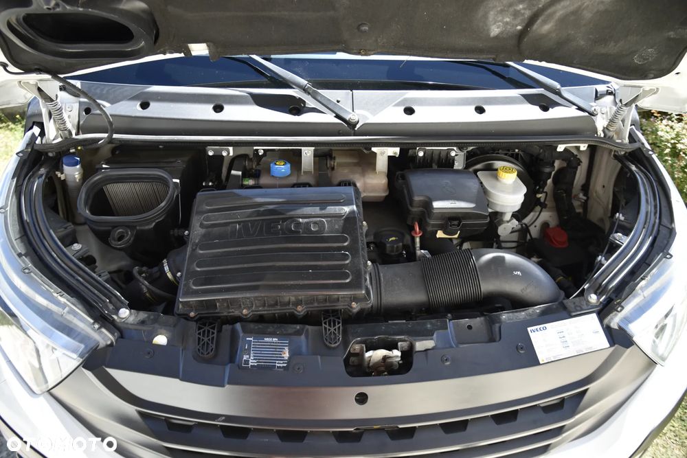 Iveco DAILY 35C15 - 23
