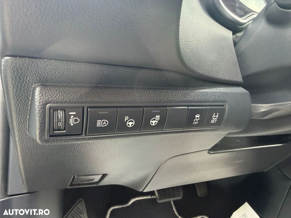 Toyota Corolla Sedan 1.8 HSD Exclusive - 17