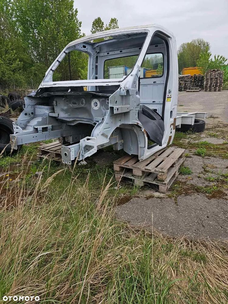 Rama Renault Master 4 2023 - 1