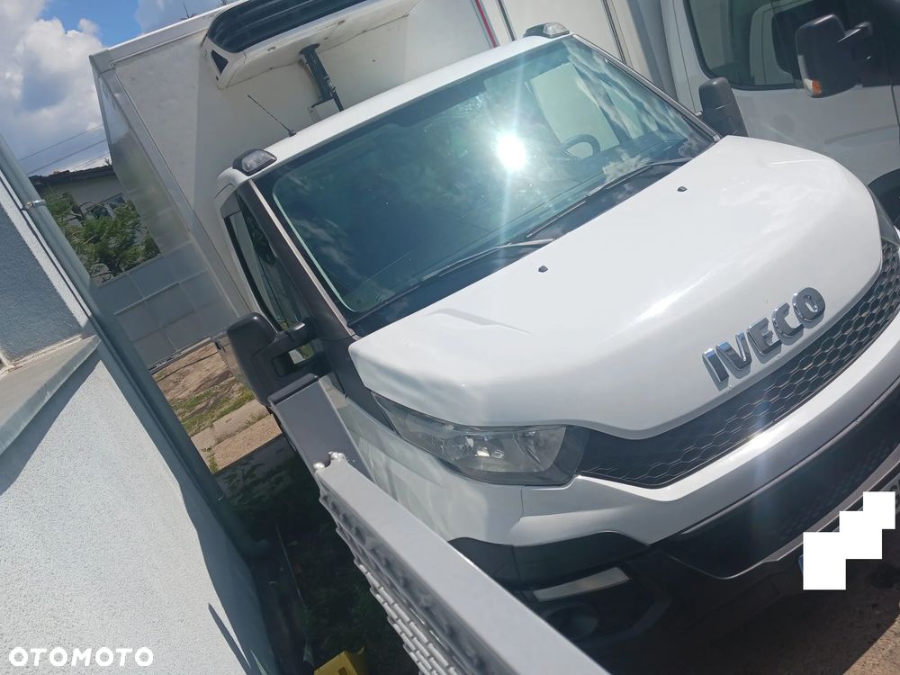 Iveco Daily 35S12 2016r 289 tyś km Chłodnia Mroźnia Izoterma Agregat  Zasilanie 230V - 2