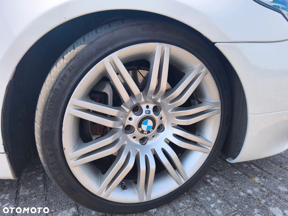 BMW Seria 5 550i - 7