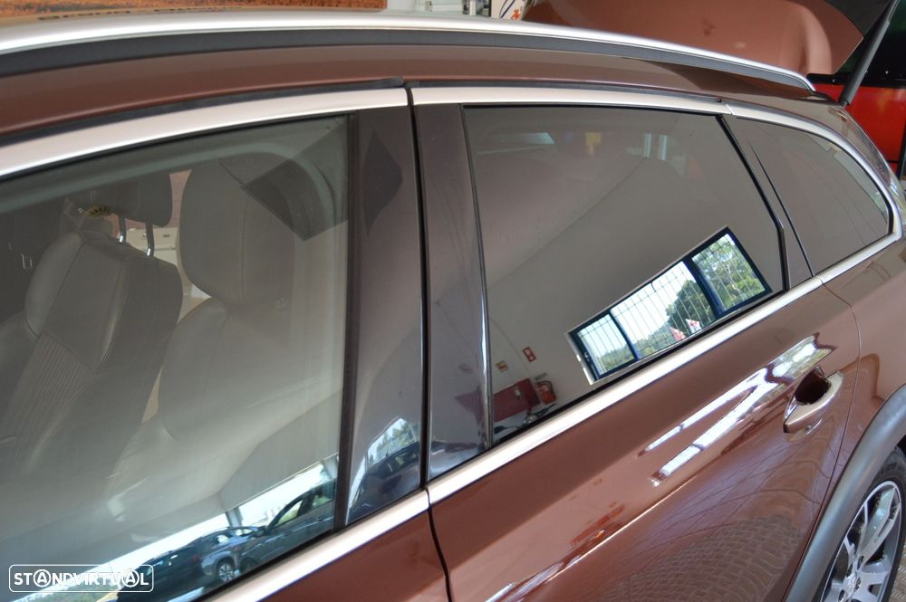 Peugeot 508 RXH 2.0 HDi Hybrid4 2-Tronic - 22