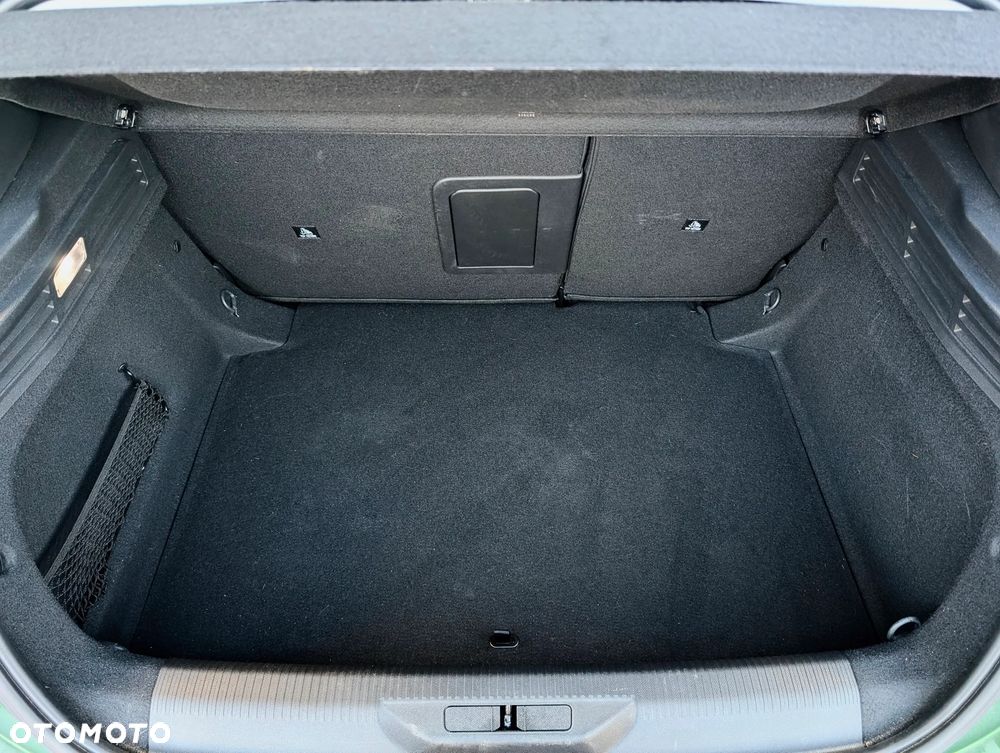 Peugeot 308 1.2 PureTech Allure Pack S&S EAT8 - 30
