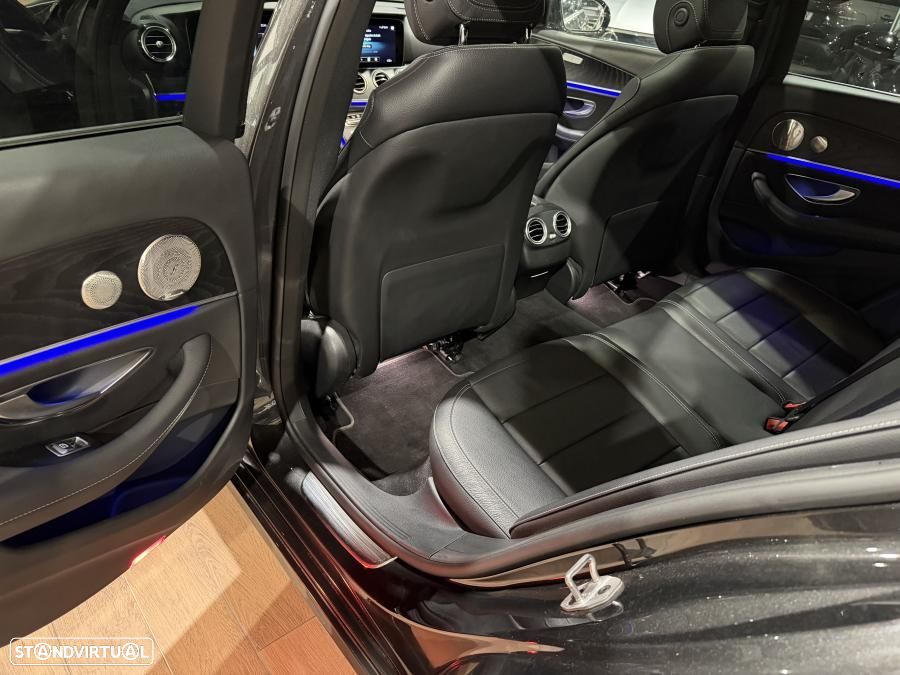 Mercedes-Benz E 300 de Avantgarde 4Matic - 27