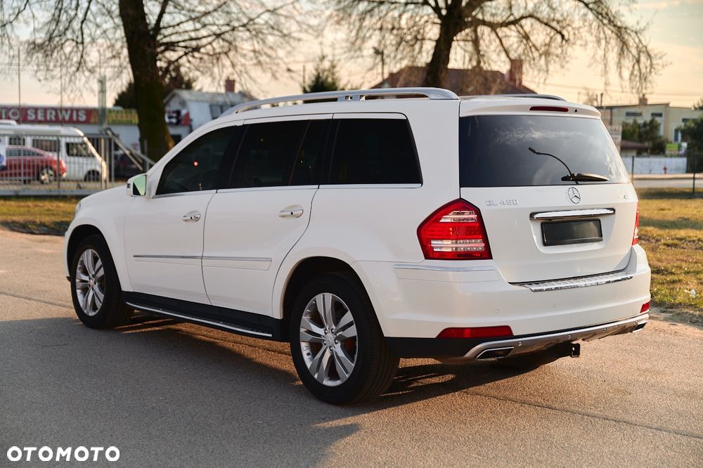 Mercedes-Benz GL 450 4Matic 7G-TRONIC Grand Edition - 10