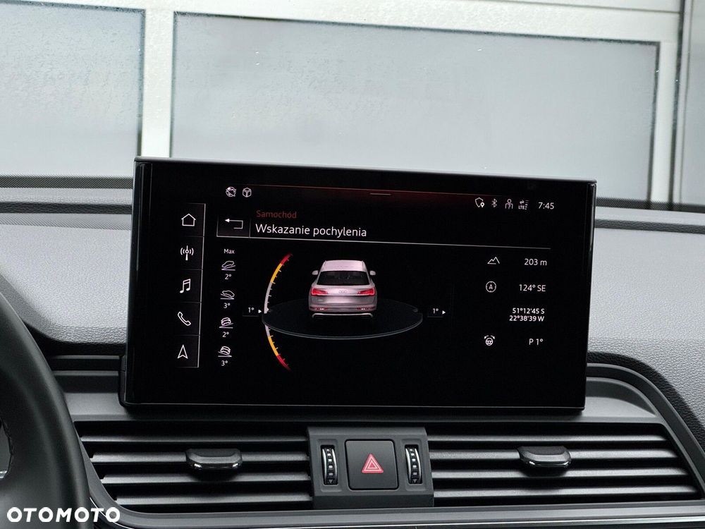 Audi Q5 Sportback - 27
