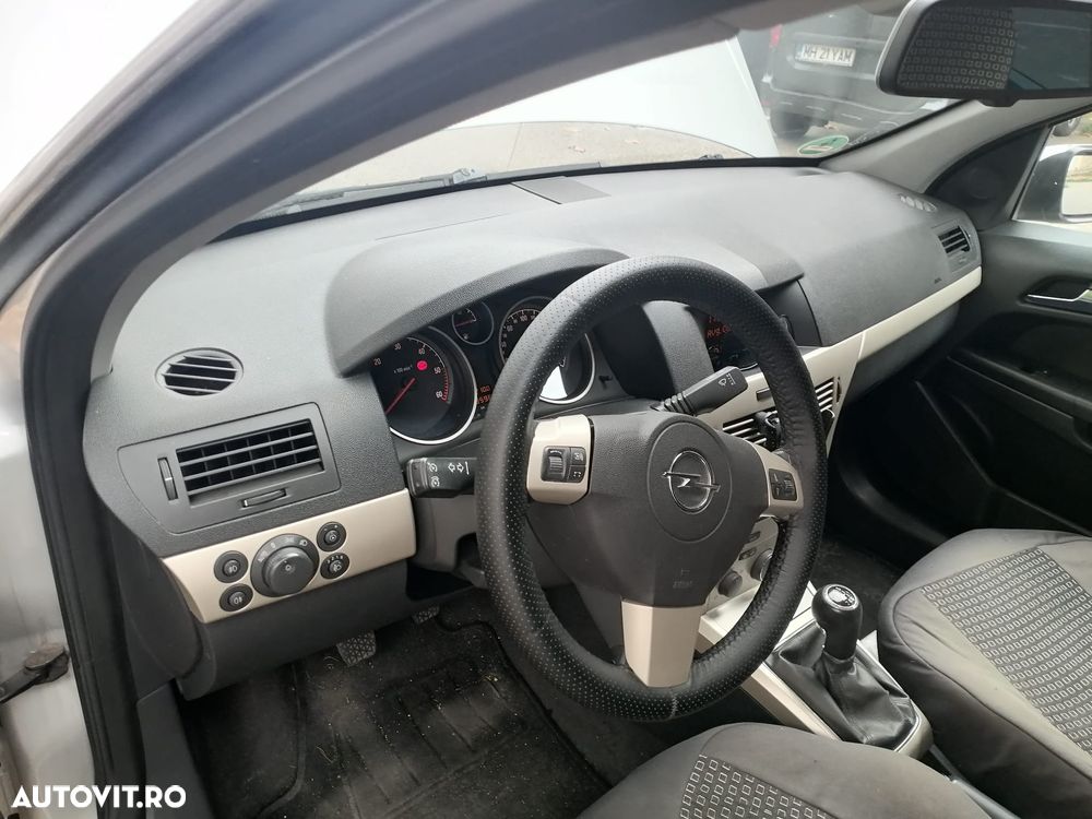 Opel Astra Classic III 1.7 CDTI - 2