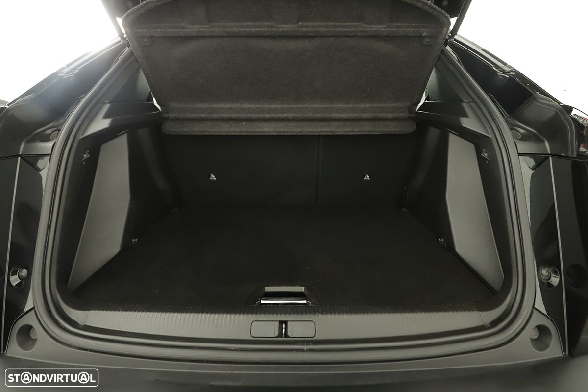 Peugeot 2008 1.2 PureTech GT EAT8 - 24