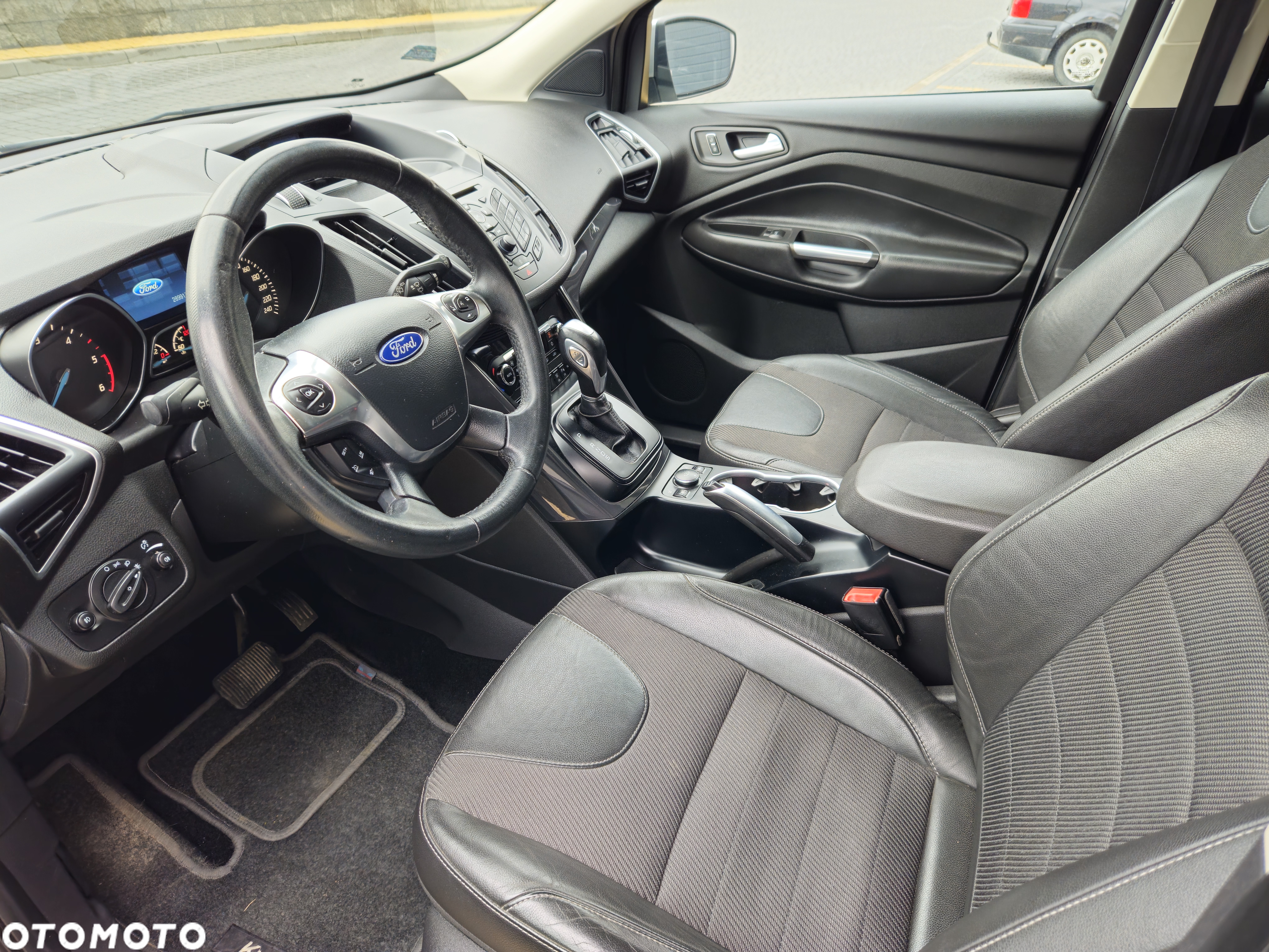 Ford Kuga 2.0 TDCi 4WD Titanium - 12