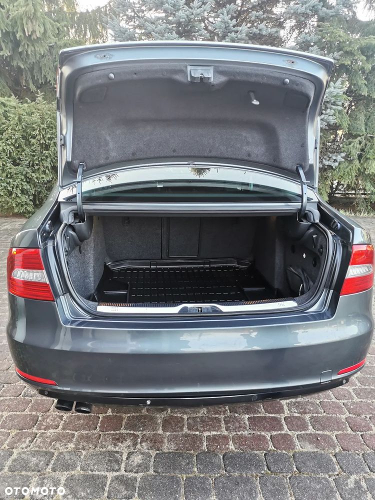 Skoda Superb 2.0 TDI Green tec 4x4 Ambition - 15