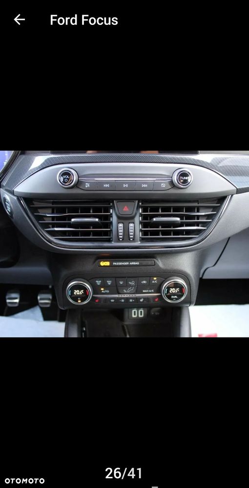 Ford Focus 1.0 EcoBoost Hybrid ST-LINE X - 36