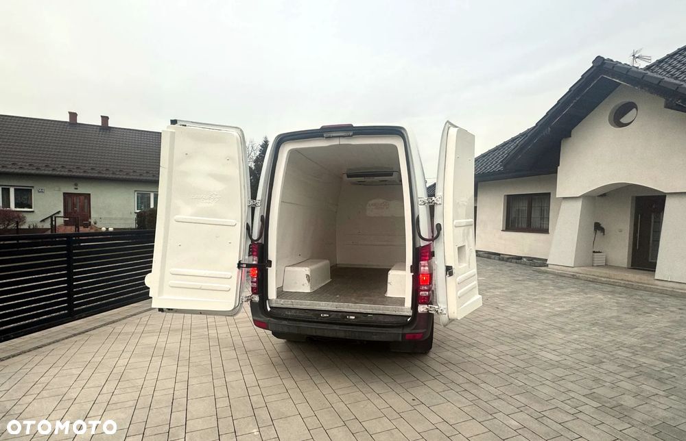 Mercedes-Benz SPRINTER  3.0 V6 519 CHŁODNIA - 14