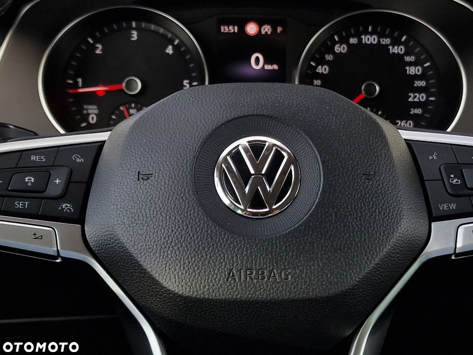 Volkswagen Passat 2.0 TDI Elegance DSG - 33