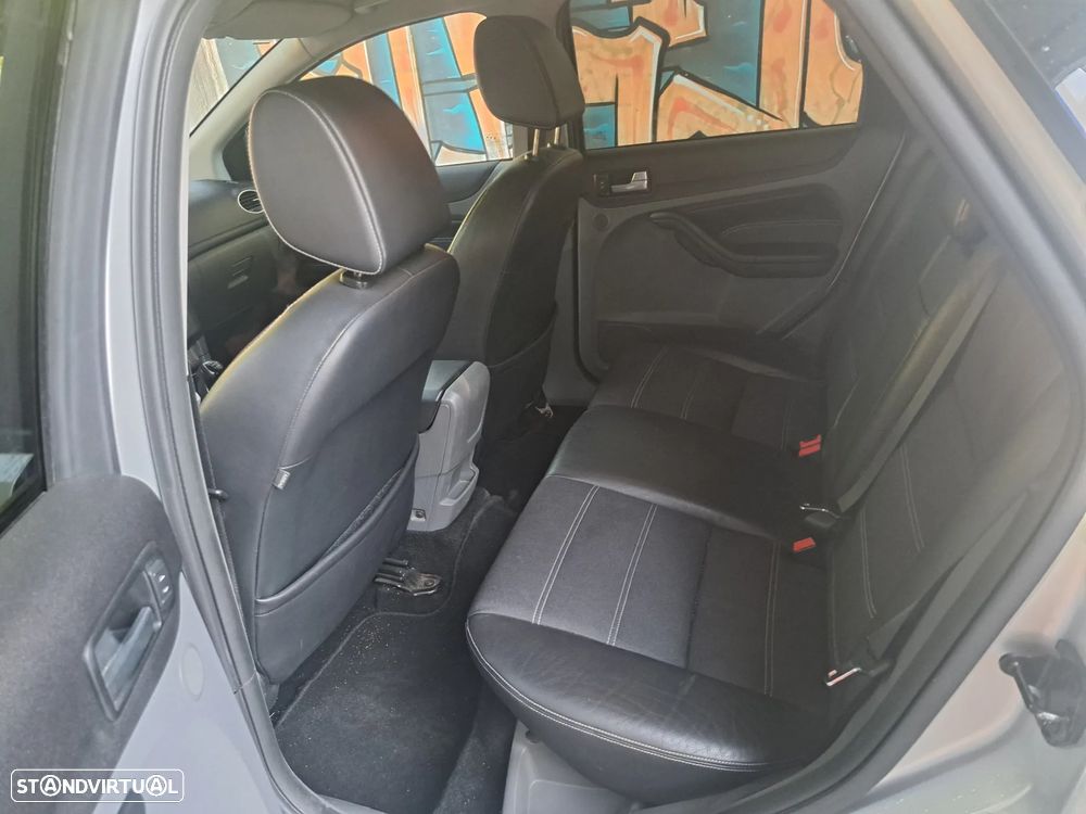Ford Focus 1.6 TDCi Titanium - 8
