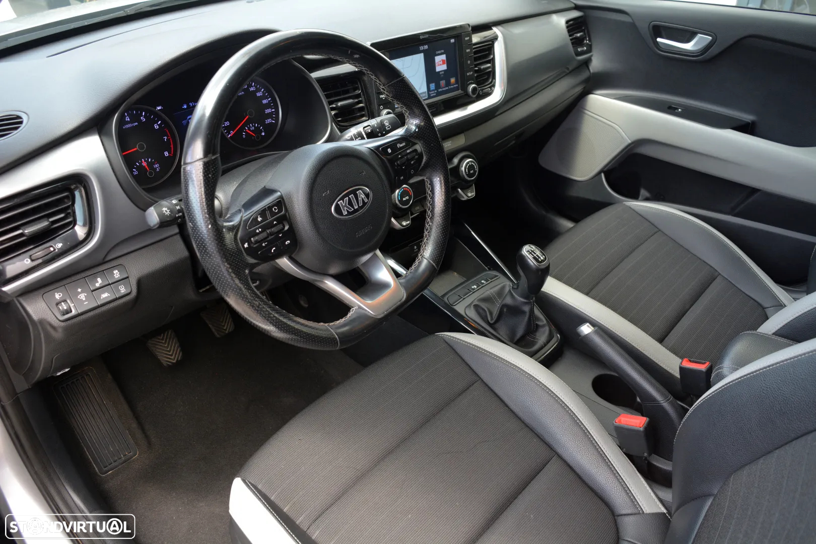 Kia Stonic 1.0 T-GDI Tech - 15