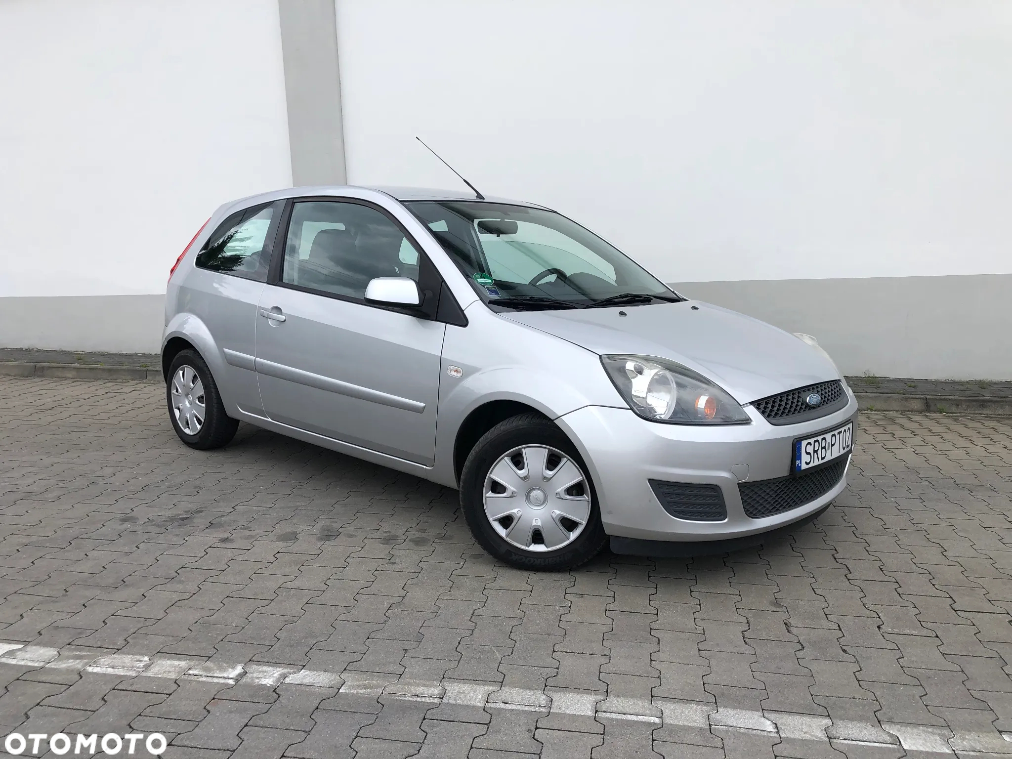 Ford Fiesta - 2