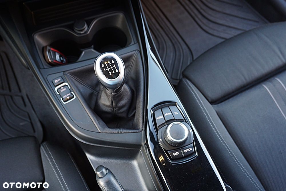 BMW Seria 1 116d EfficientDynamics Edition Sport Line - 30