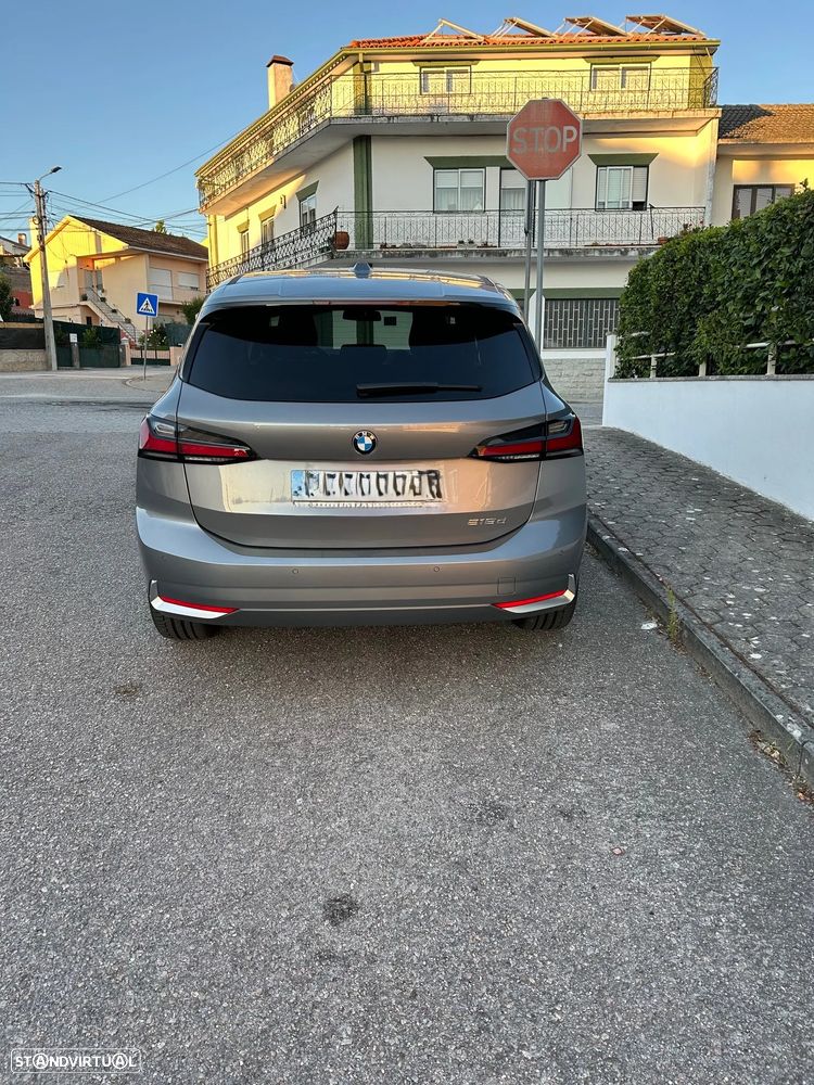 BMW 218 Active Tourer d Line Luxury Auto - 3