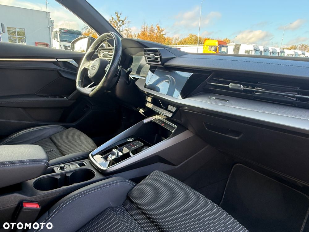 Audi A3 Sportback - 14