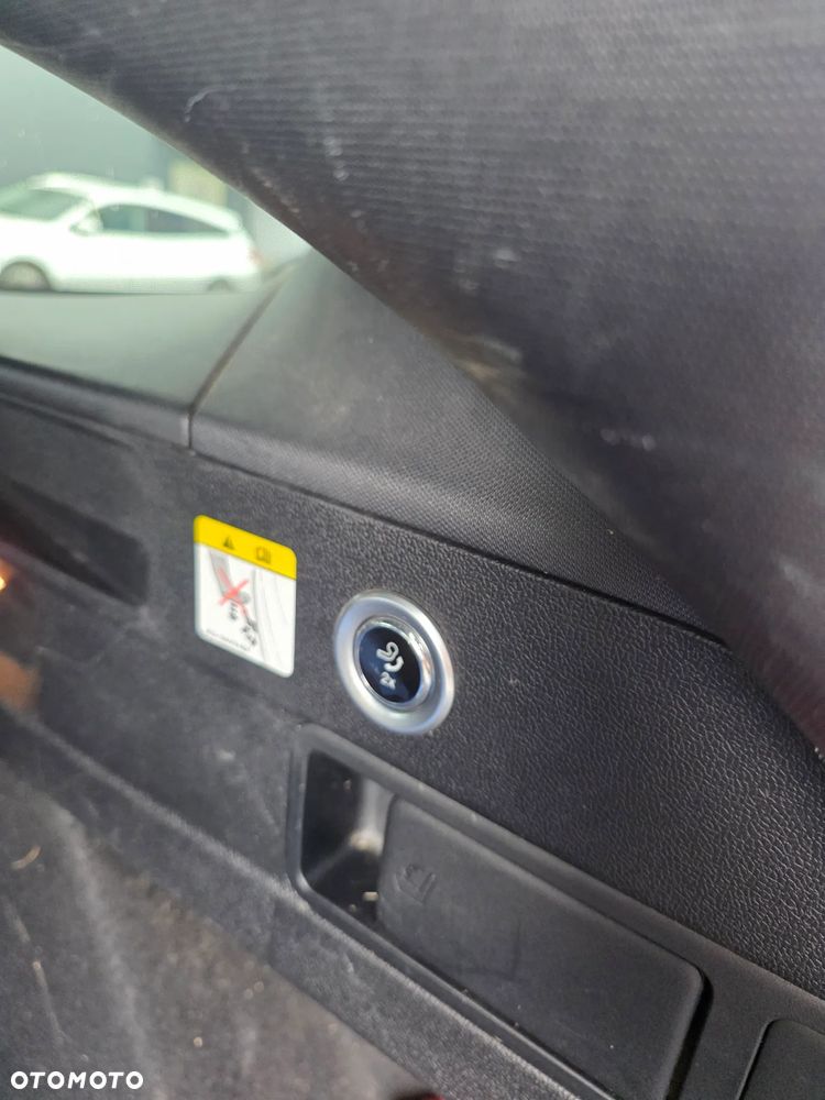 Ford Focus 1.0 EcoBoost mHEV Active X - 6