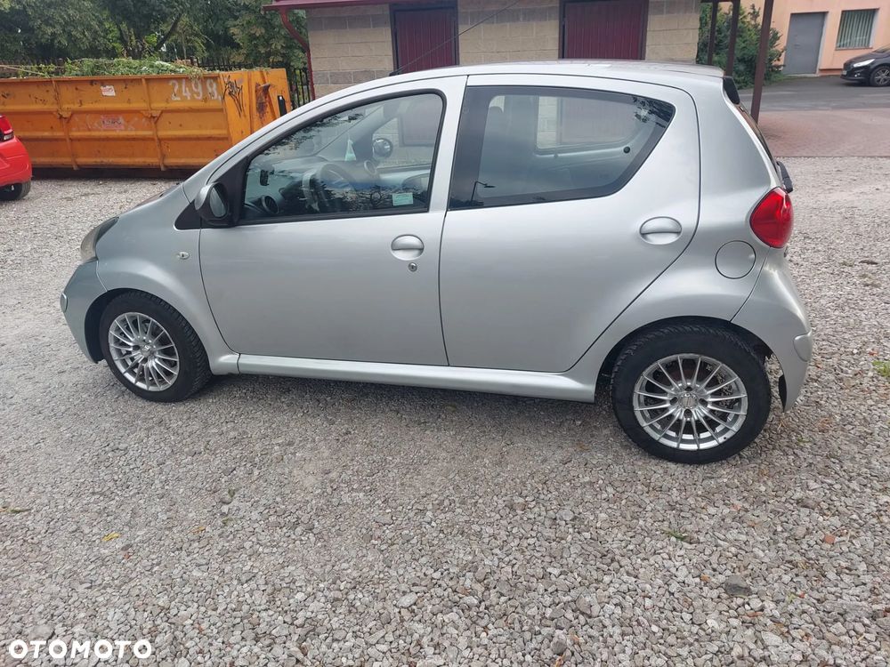 Toyota Aygo - 8