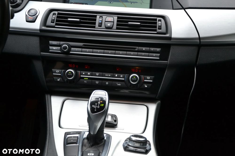 BMW Seria 5 520d Sport-Aut - 18