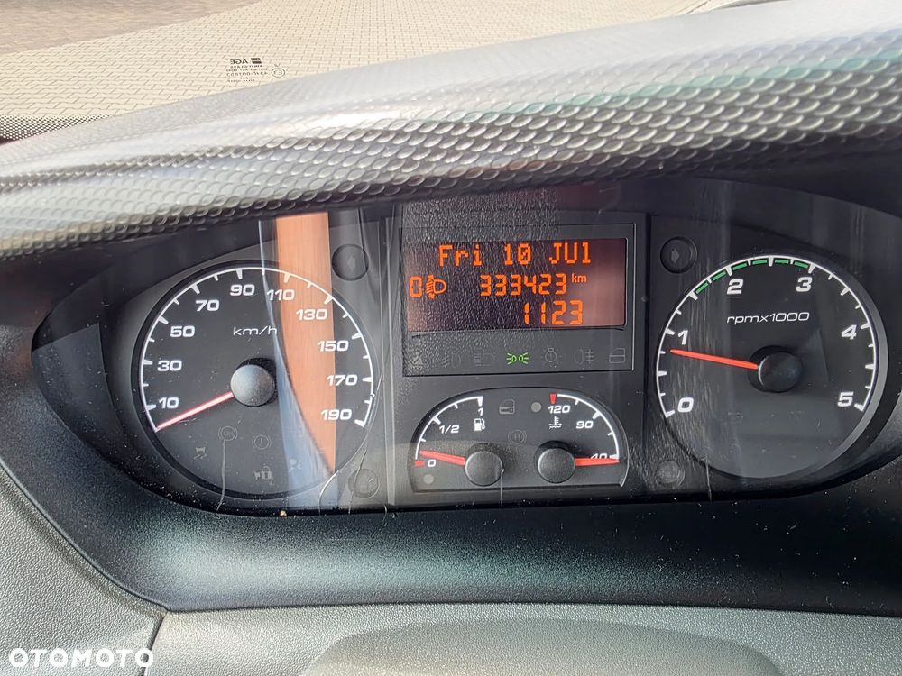 Iveco 35C17 3,0 HPI 170 KONNA DOKA BRYGADÓWKA 7 OSOBOWA 3M SKRZYNIA BLIŻNIAKI DO 3,5T WEBASTO - 29
