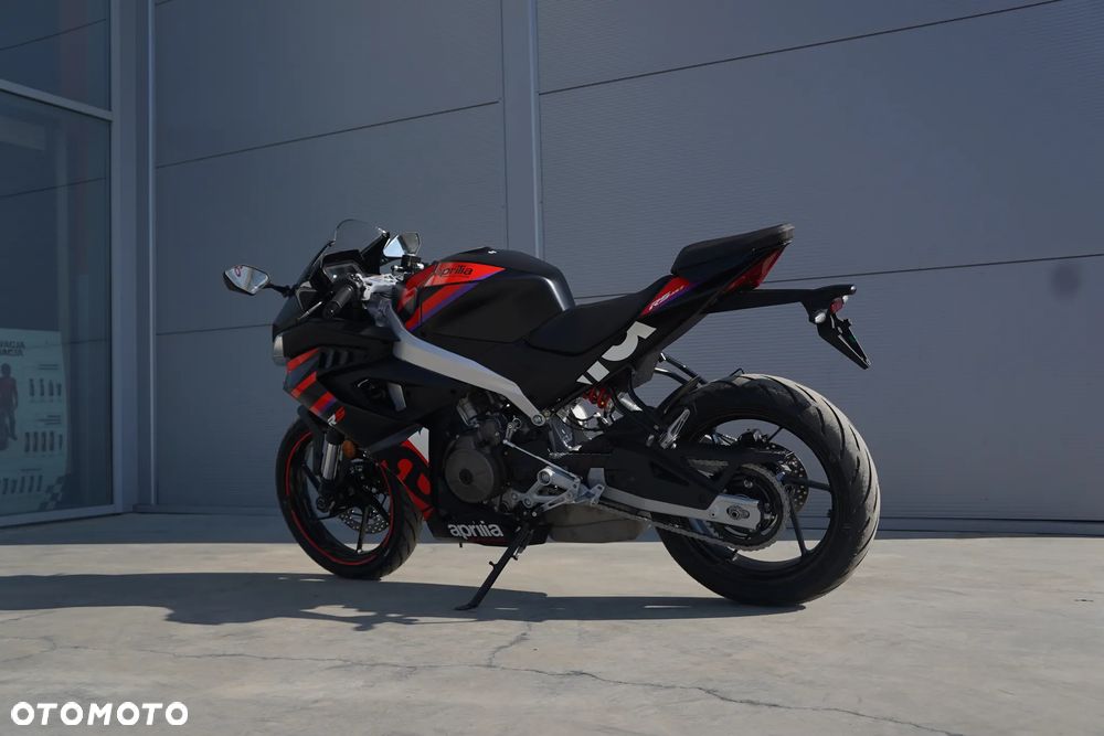 Aprilia RS - 17