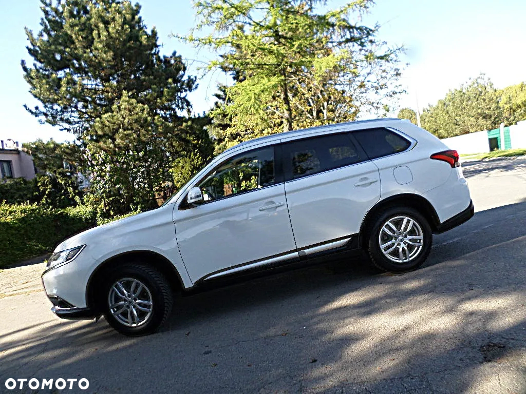 Mitsubishi Outlander 2.0 2WD Edition 100 - 5