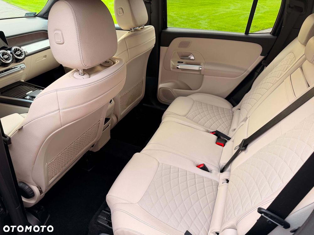 Mercedes-Benz GLB 200 d 8G-DCT - 14
